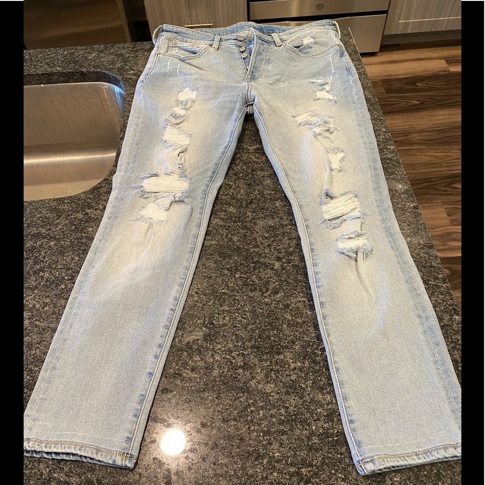 Men’s Skinny Fit H&M Distressed Jeans